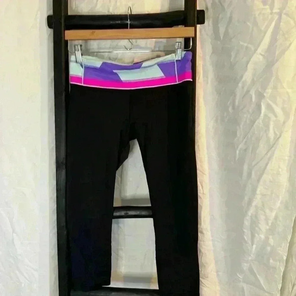 Lululemon leggings - Picture 1 of 16